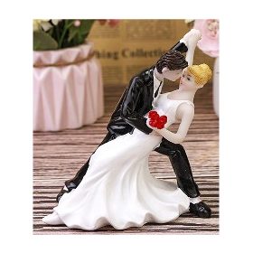 Nászpár 13cm "Táncoló virágcsokros"