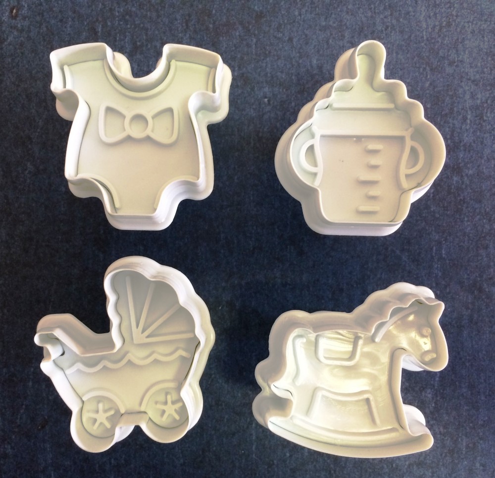 Image of Fondant / Marcipán rugós kiszúró - Baba holmik 4db-os készlet