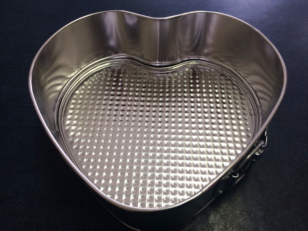 Image of Sütőforma csatos - Szív